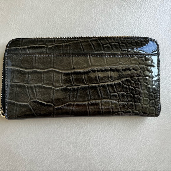 Wallet - Picture 2 of 4
